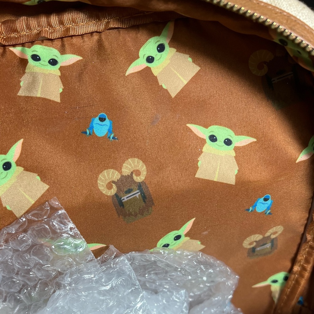 SOLD Star Wars Loungefly Grogu The Mandalorian Mini Backpack from Disney Parks - Picture 6 of 7